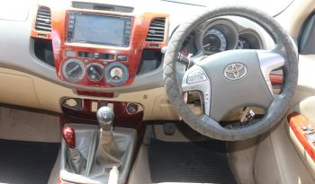 2011 TOYOTA~HILUX DOUBLE CAB full